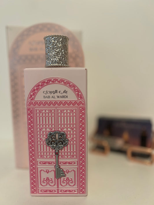 Bab Al Wardi - Ard Al ‹
Zaafaran